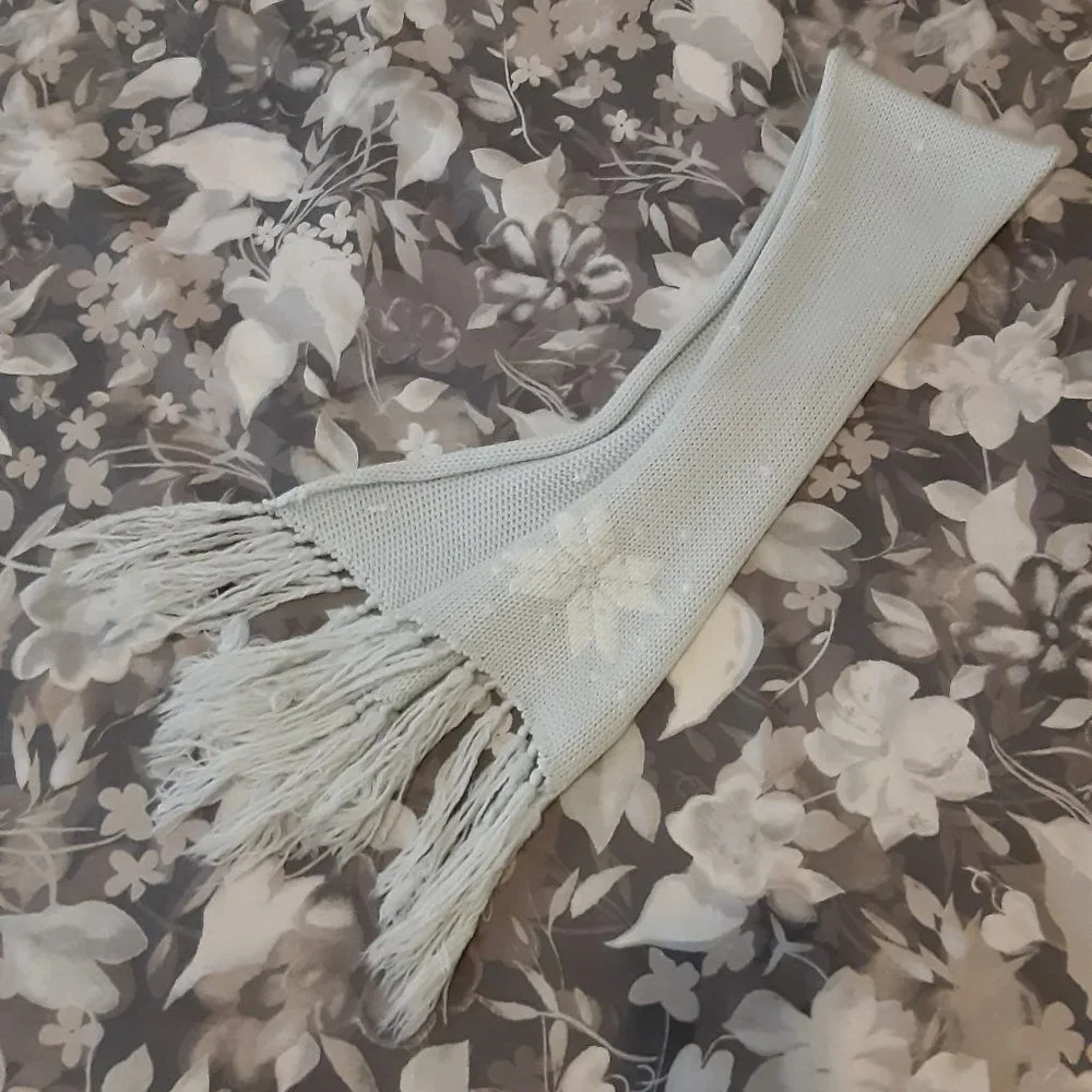 Mariella Burani Baby -pale blue knit scarf with fringe